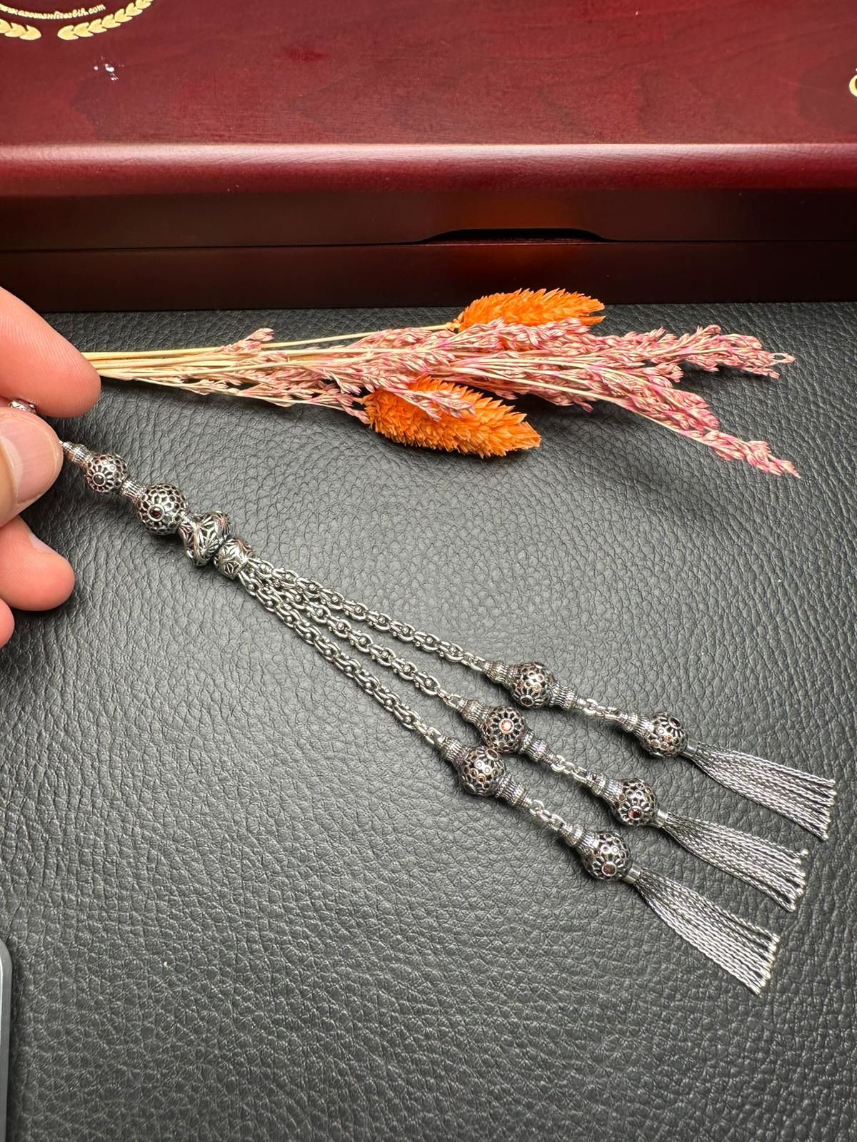 Özel Tasarım Gümüş Püskül