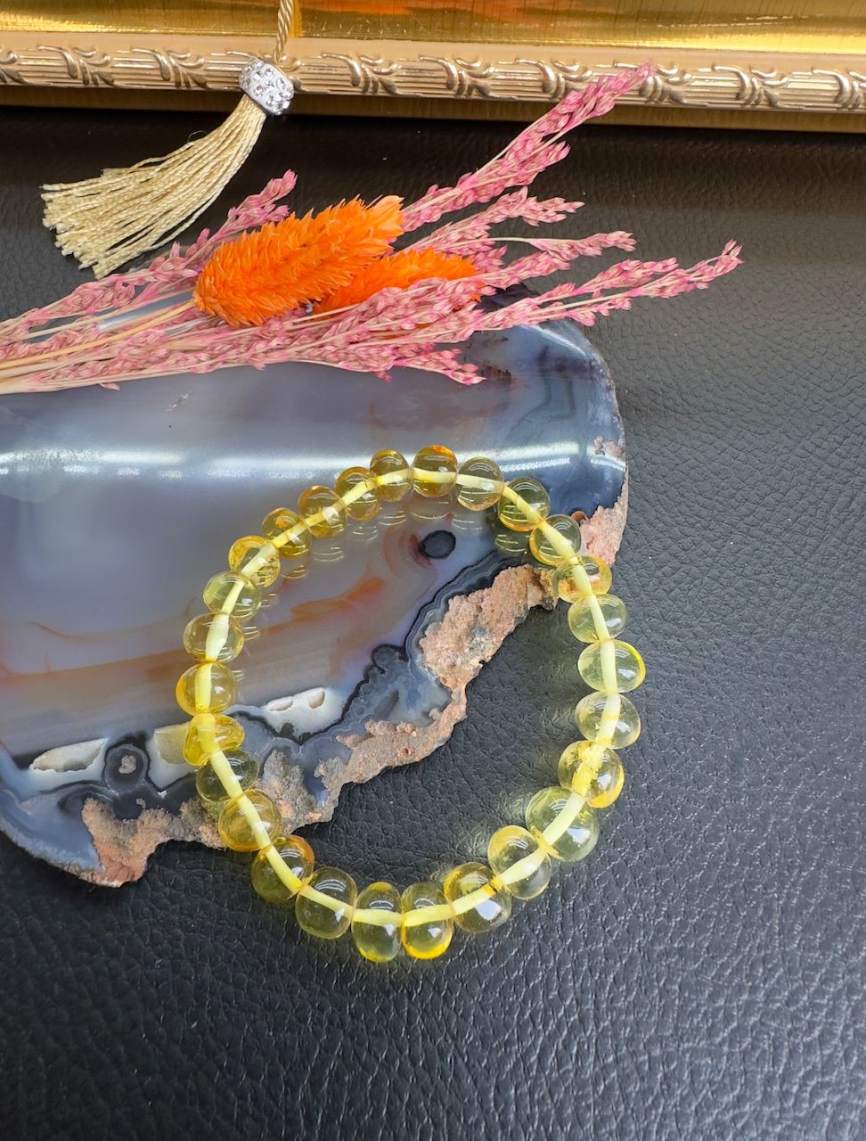 Küre Model Damla Kehribar Bileklik