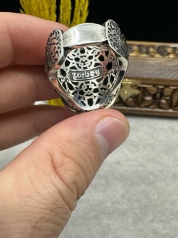 Kehribar Taşlı ElifVav Model 925 Ayar Gümüş Erkek Yüzük