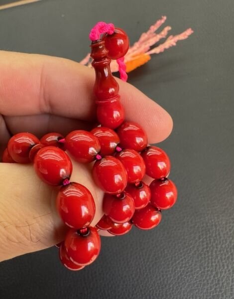Badem Model Kırmızı Eski Osmanlı Sıkma Kehribar Tesbih