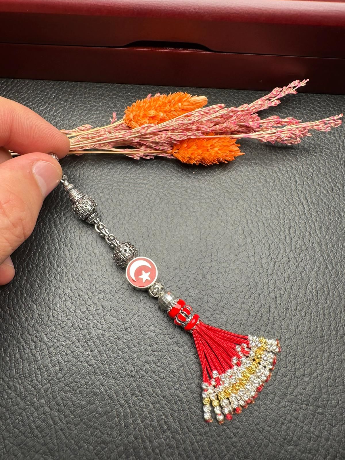 Özel Tasarım Gümüş Püskül