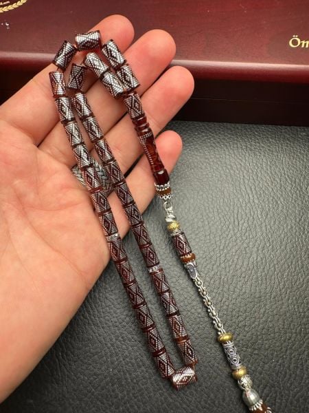 Kesme Model Gümüş İşlemeli Ateş Kehribar Tesbih