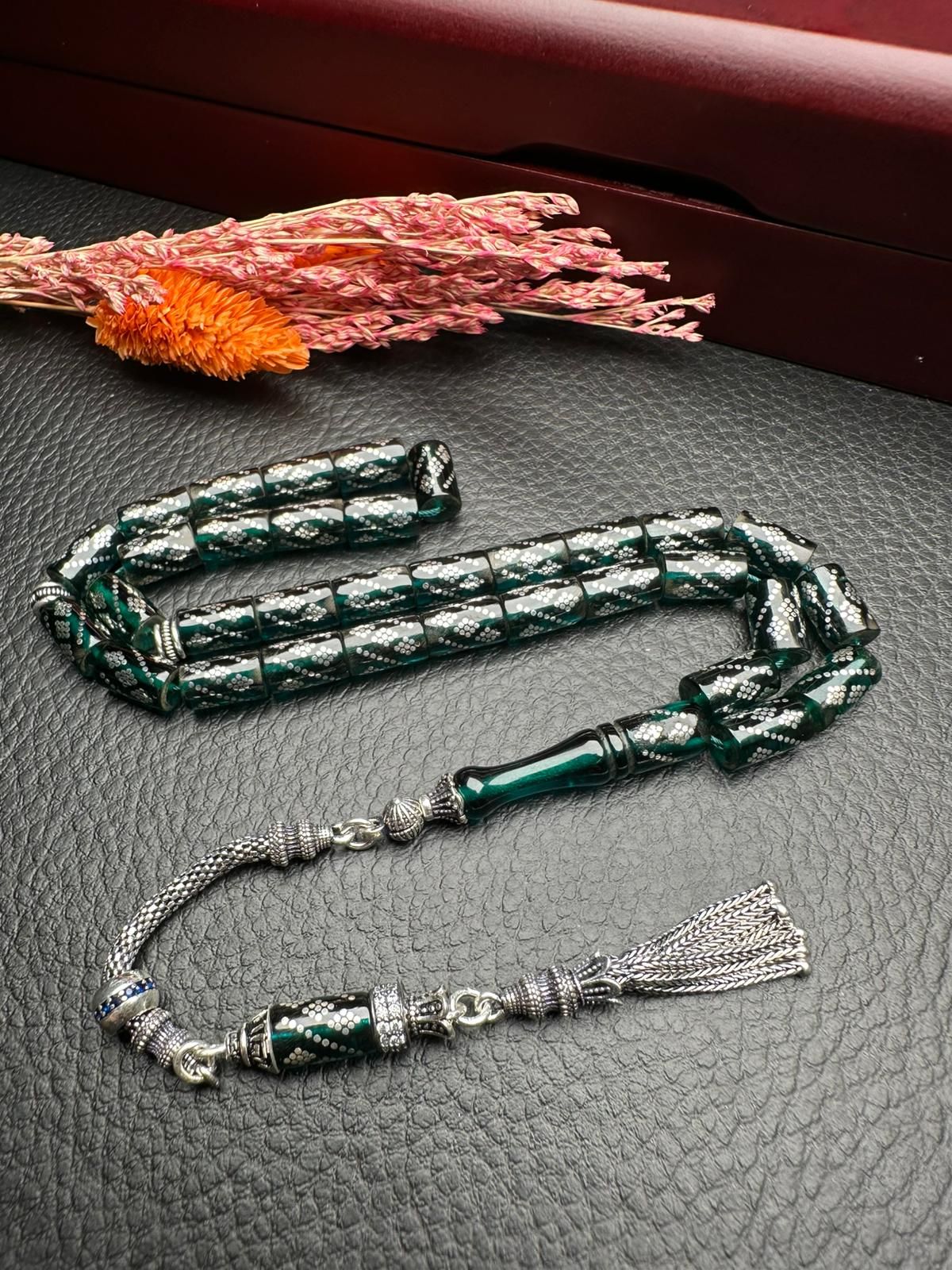 Kesme Model Gümüş İşlemeli Ateş Kehribar Tesbih