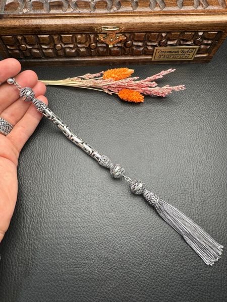 Özel Tasarım Büyük Boy Gümüş Püskül