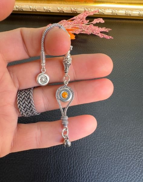 Tekli Model Sallantılı Gümüş Püskül