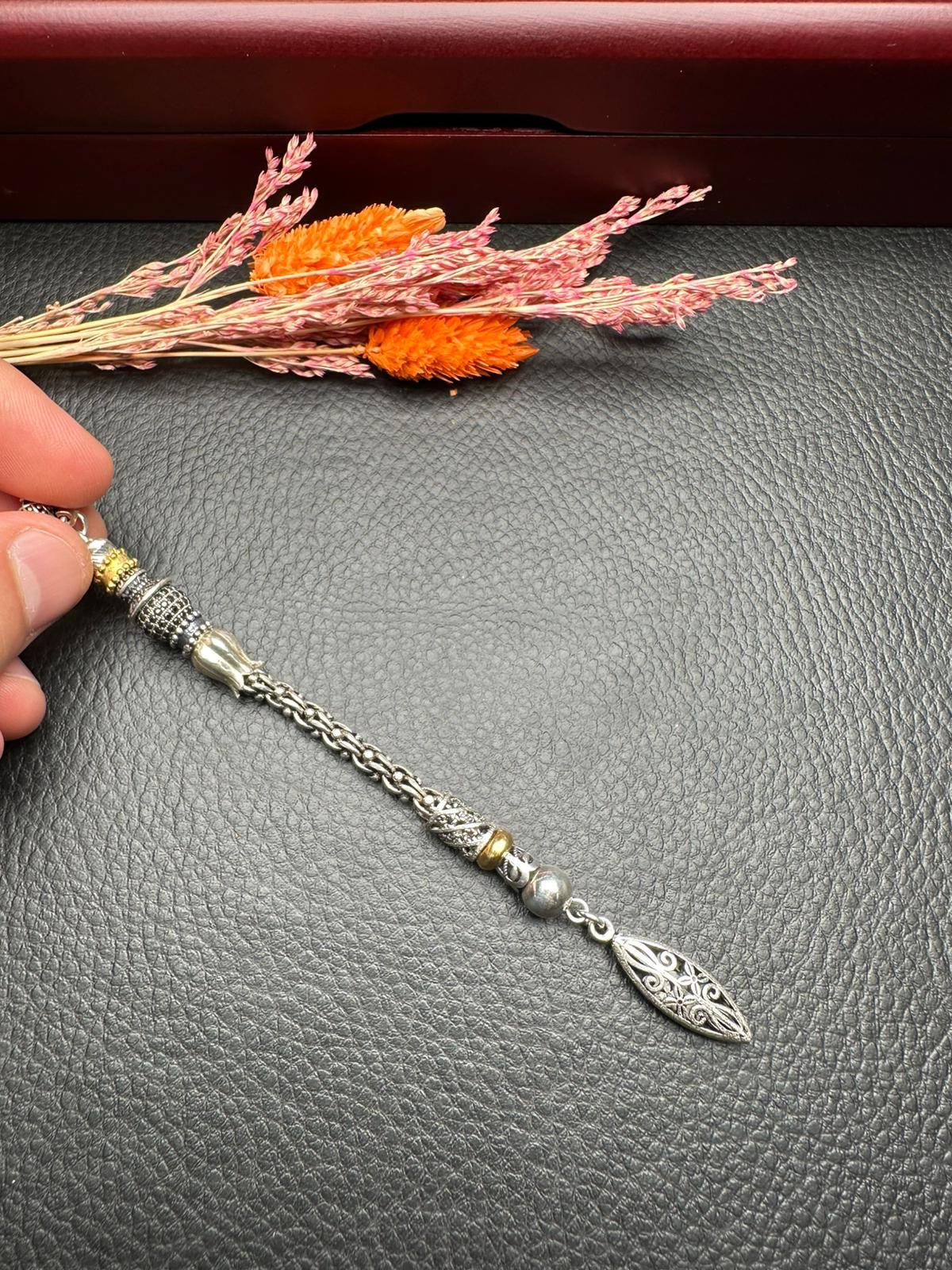 Özel Tasarım Gümüş Püskül