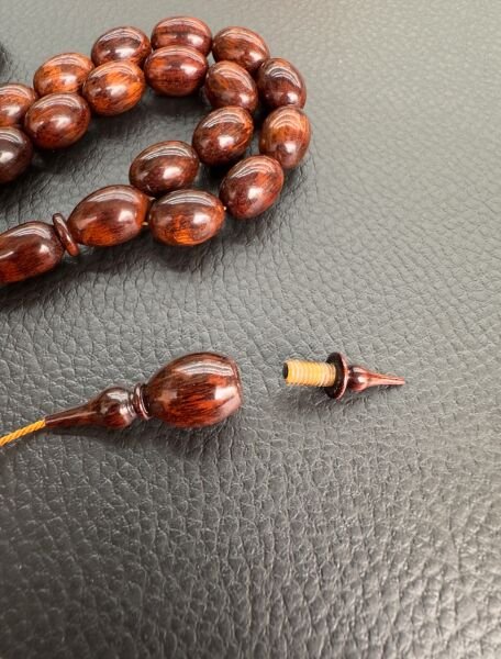 Hekimoğlu Özgür Akova İşçiliği Yılan Ağacı Kuka Tesbih