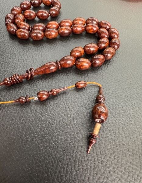 Hekimoğlu Özgür Akova İşçiliği Yılan Ağacı Kuka Tesbih