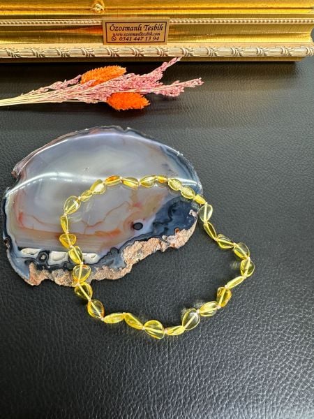 Damla Kehribar Bebek Kolyesi