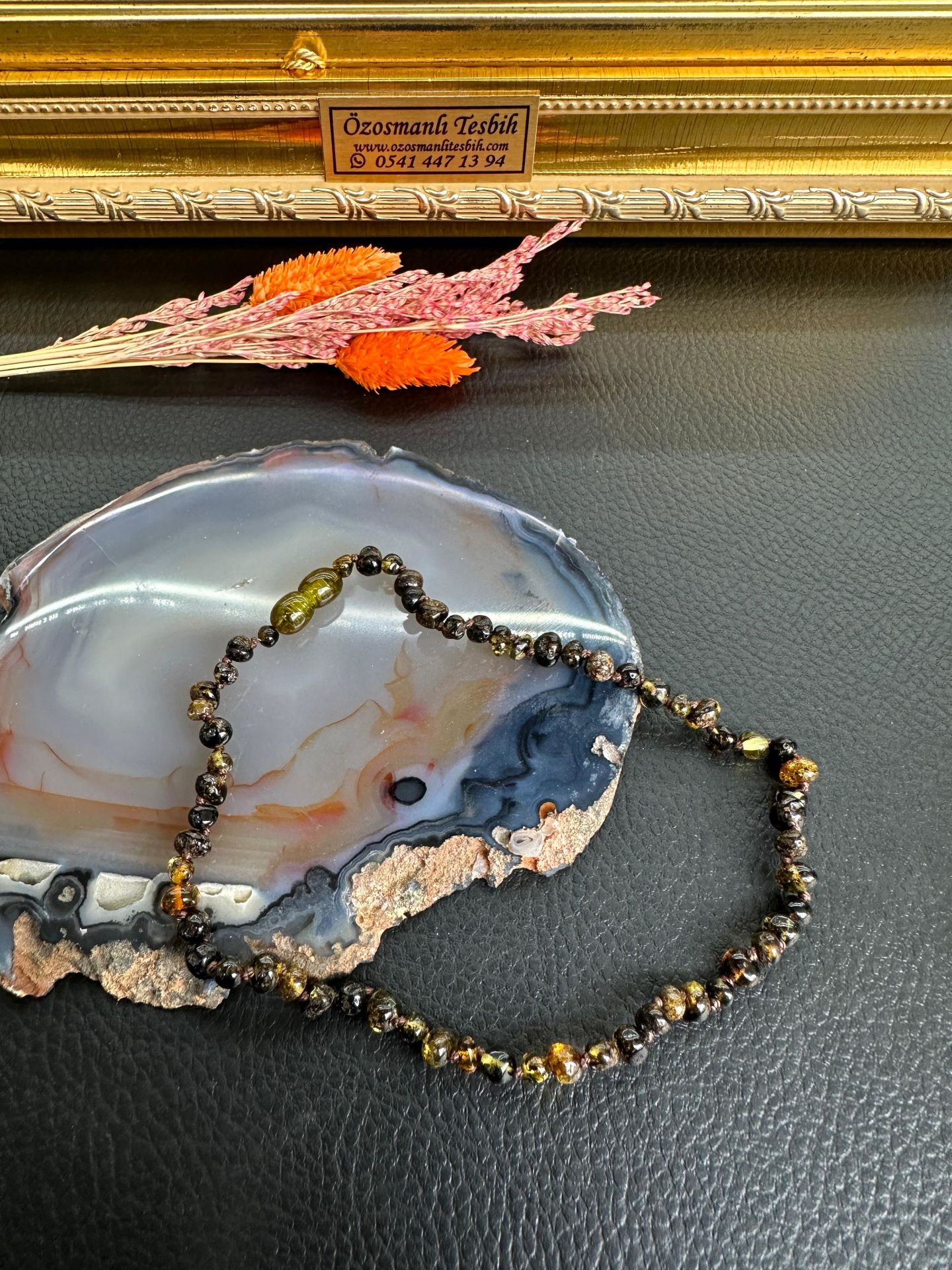 Damla Kehribar Bebek Kolyesi