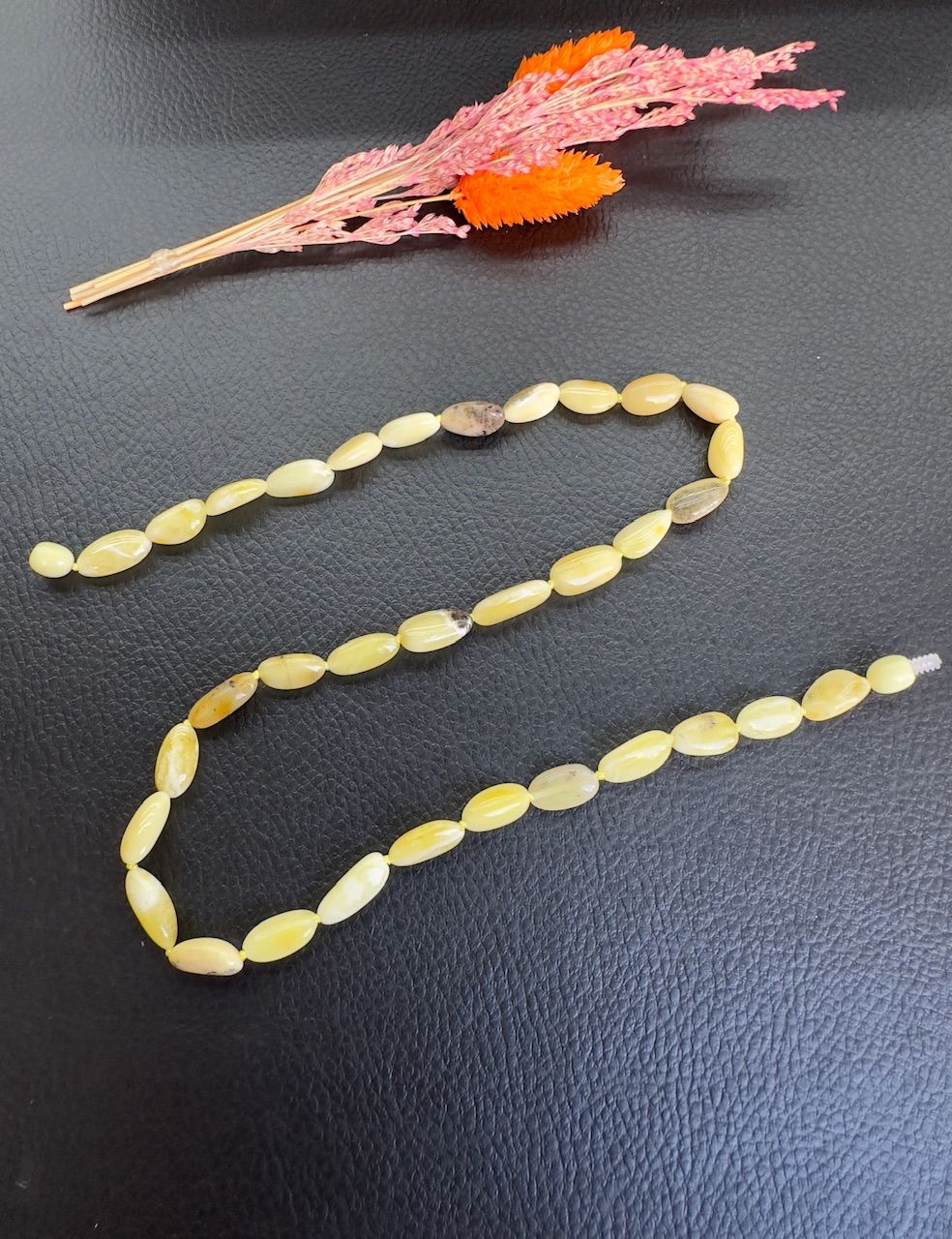 Çakıl Taşı Model Damla Kehribar Yetişkin Kolye