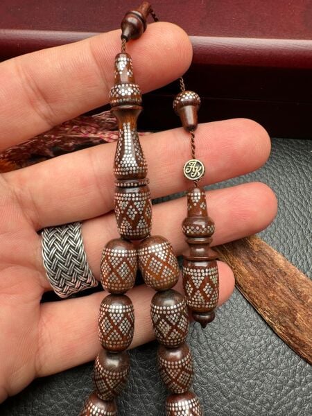 Kapsül Model Maskot Gümüş  İşlemeli Kuka Tesbih