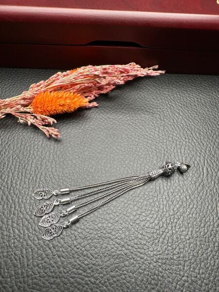 Özel Tasarım Gümüş Püskül