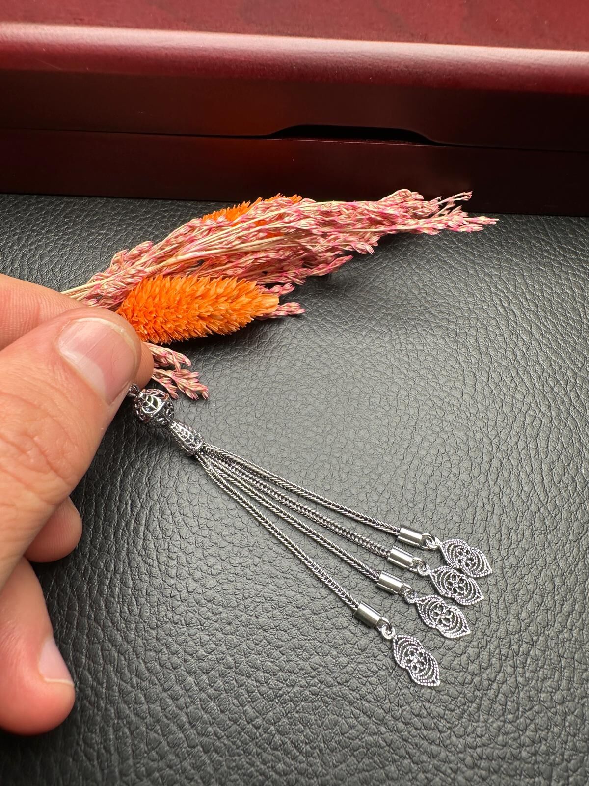 Özel Tasarım Gümüş Püskül